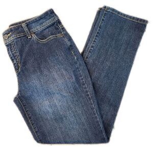 Chico's mid rise, medium blue wash, 76% cotton, straight leg jeans, sz 0 (US 4)